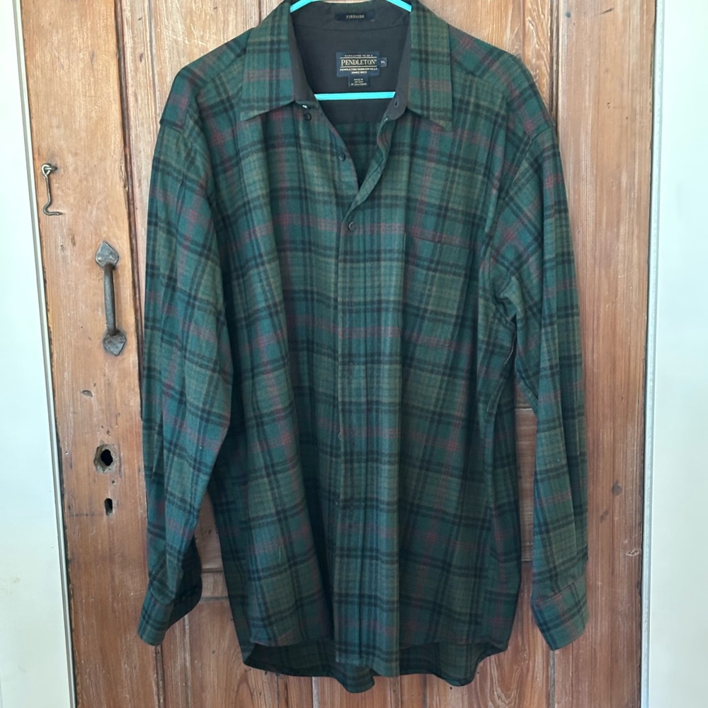 Wool Pendleton Fireside Ross Hunting Tartan shirt.  Size XL.